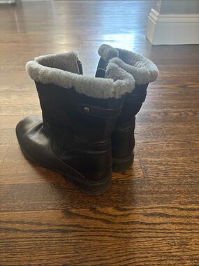 Blondo Black Leather Ankle Boots with Gray Faux Fur Lining